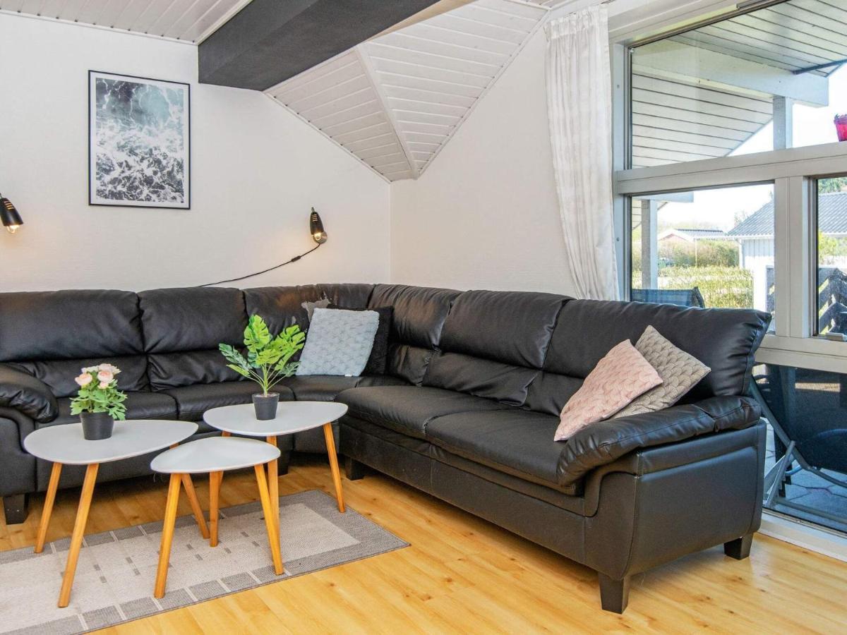 10 Person Holiday Home In Juelsminde Sonderby  Exterior photo