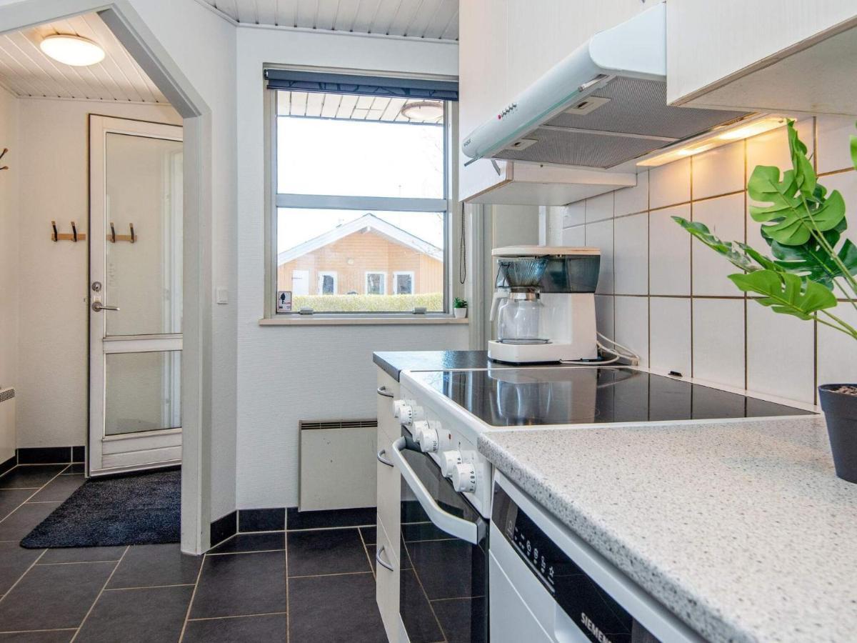 10 Person Holiday Home In Juelsminde Sonderby  Exterior photo